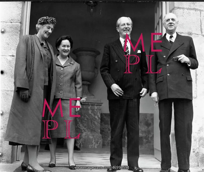 : Harold Macmillan and President de Gaulle, Paris : Harold Macmillan and President de Gaulle, Paris