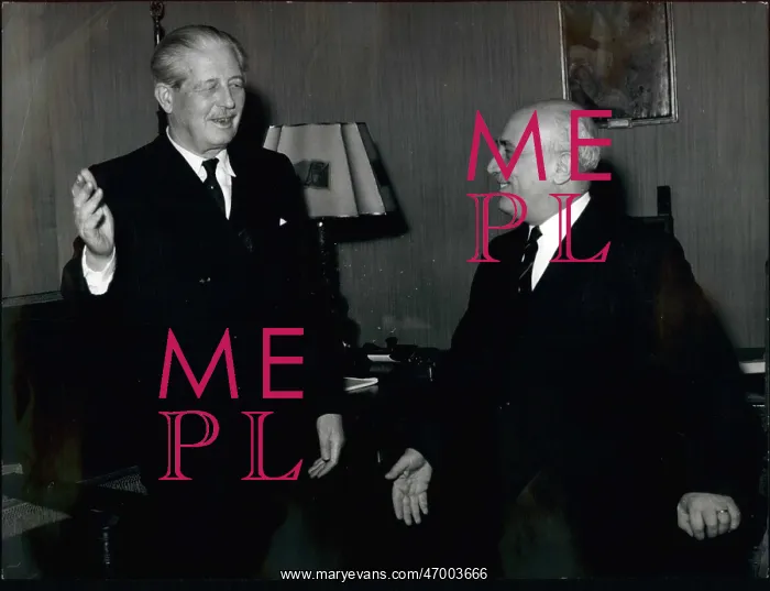 : Harold Macmillan on visit to Italy : Harold Macmillan on visit to Italy