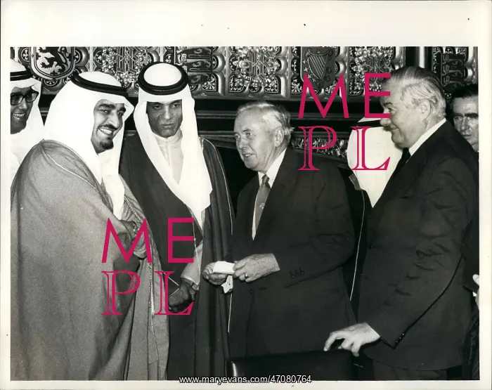 : Harold Wilson and James Callaghan with Saudi visitors : Harold Wilson and James Callaghan with Saudi visitors