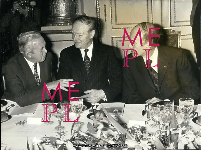 : Harold Wilson, Liam Cosgrave, Giscard d'Estaing, Paris : Harold Wilson, Liam Cosgrave, Giscard d'Estaing, Paris