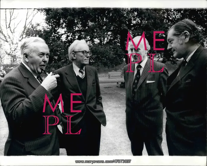 : Harold Wilson, Michael Foot, Fred Peart, Anthony Crosland : Harold Wilson, Michael Foot, Fred Peart, Anthony Crosland