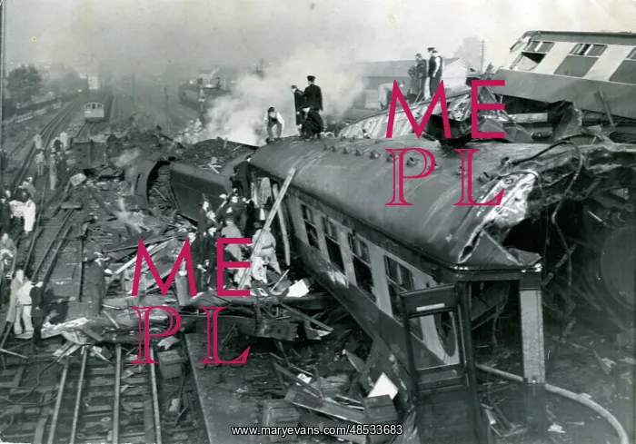 : The Harrow and Wealdstone railway accident : The Harrow and Wealdstone railway accident