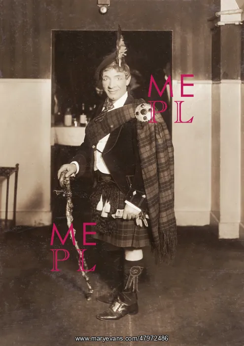: Harry Lauder at hospital matinee : Harry Lauder at hospital matinee