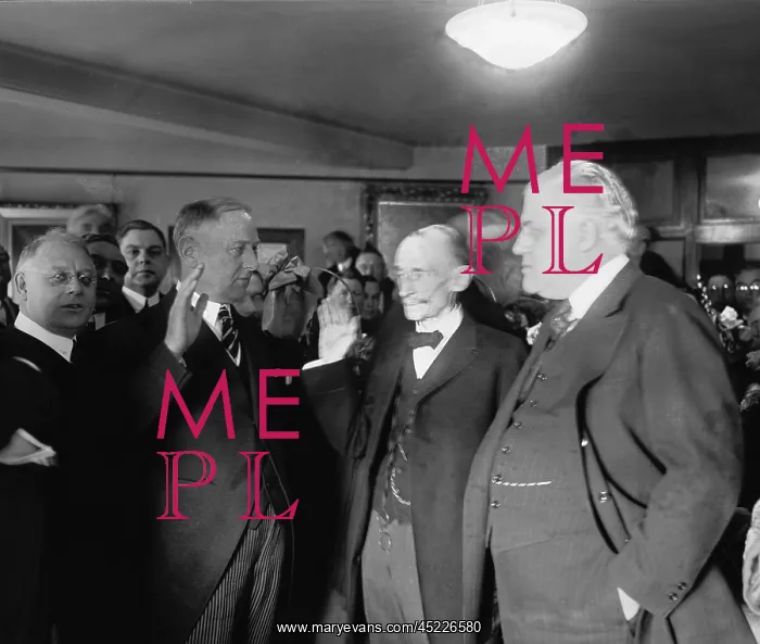 : Harry M. Daugherty (1860-1941 ), at left, ? : Harry M. Daugherty (1860-1941 ), at left, ?