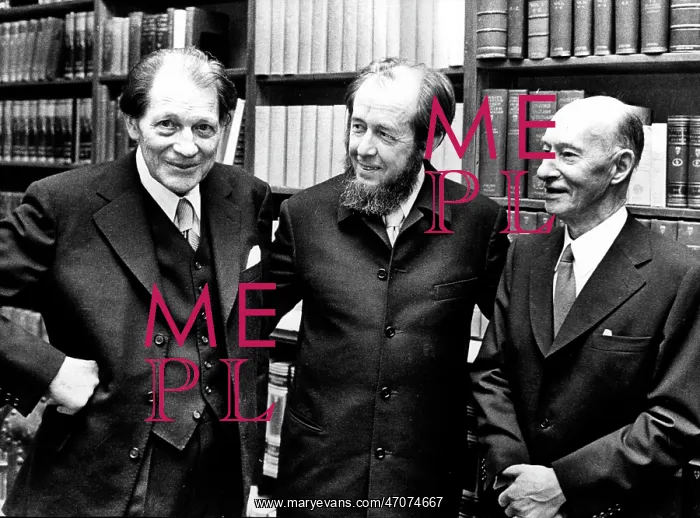: Harry Martinsson, Alexander Solzhenitsyn, Eyvind Johnson : Harry Martinsson, Alexander Solzhenitsyn, Eyvind Johnson