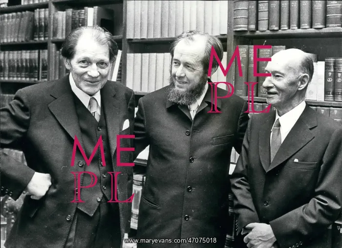 : Harry Martinsson, Alexander Solzhenitsyn, Eyvind Johnson : Harry Martinsson, Alexander Solzhenitsyn, Eyvind Johnson