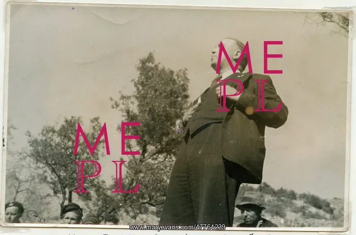 : Harry Pollitt adressing the Battalion : Harry Pollitt adressing the Battalion