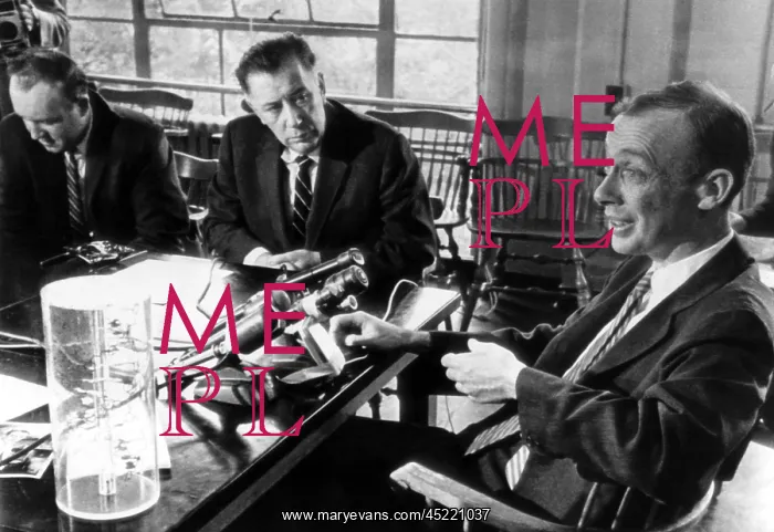 : Harvard Biology Professor James D. Watson ? : Harvard Biology Professor James D. Watson ?