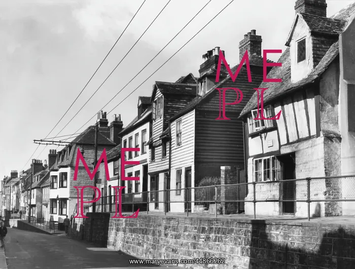 : HASTINGS OLD TOWN : HASTINGS OLD TOWN
