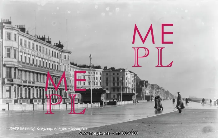 : Hastings Seafront on Carlisle Parade : Hastings Seafront on Carlisle Parade