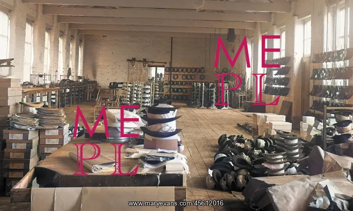 : Hat factory finishing room : Hat factory finishing room