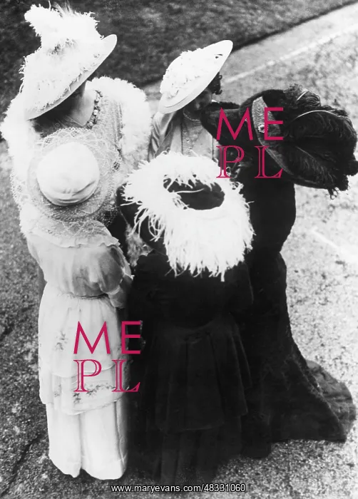 : Hat fashion, 1910 : Hat fashion, 1910