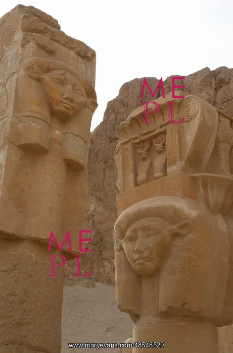 : Hathor column pillar belonging to the Chapel of Hathor. Deir : Hathor column pillar belonging to the Chapel of Hathor. Deir