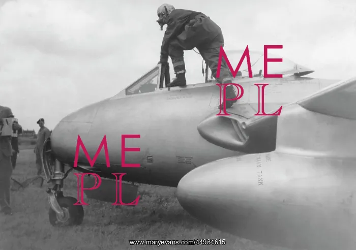 : de Havilland DH-100 Vampire : de Havilland DH-100 Vampire