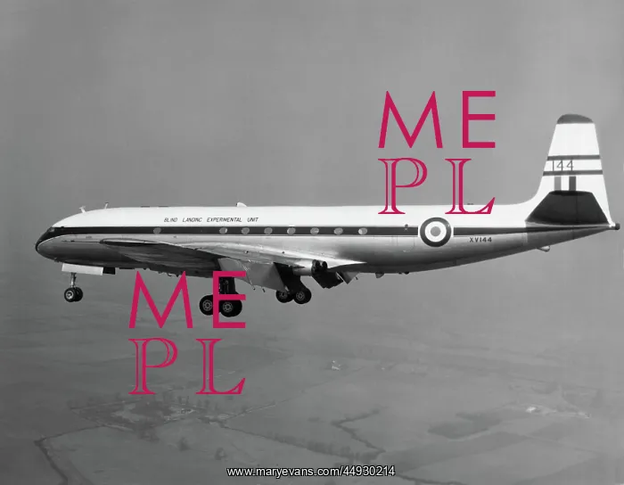 : de Havilland DH-106 Comet CIIR / C2R : de Havilland DH-106 Comet CIIR / C2R