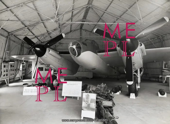 : de Havilland DH-98 Mosquito : de Havilland DH-98 Mosquito