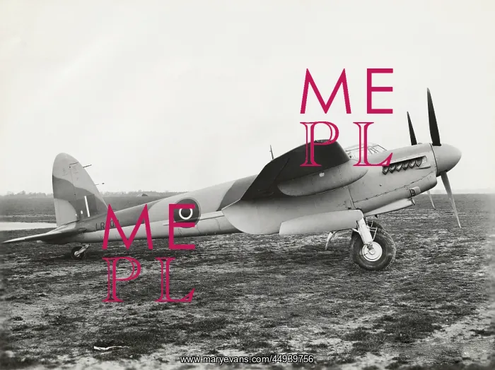 : de Havilland DH-98 Mosquito B-9 : de Havilland DH-98 Mosquito B-9