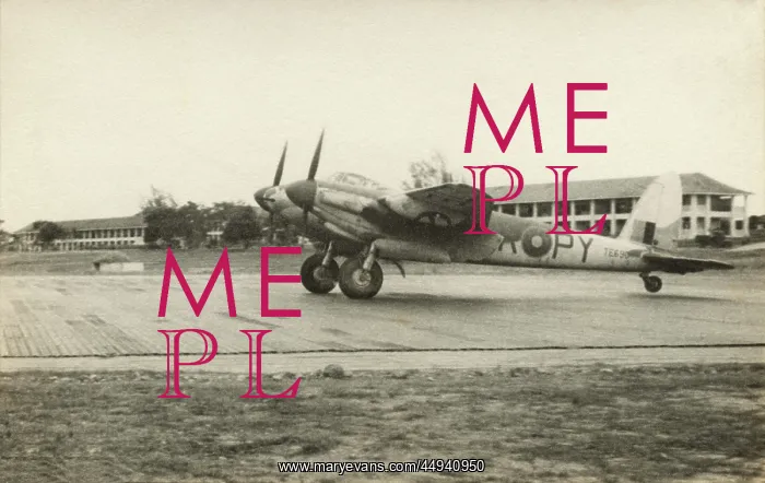 : de Havilland DH-98 Mosquito FB-6 : de Havilland DH-98 Mosquito FB-6