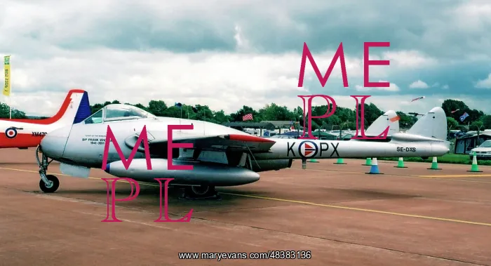 : de Havilland DH.100 Vampire FB.6 SE-DXS : de Havilland DH.100 Vampire FB.6 SE-DXS
