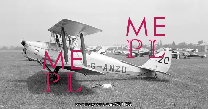 : de Havilland DH.82A Tiger Moth G-ANZU : de Havilland DH.82A Tiger Moth G-ANZU