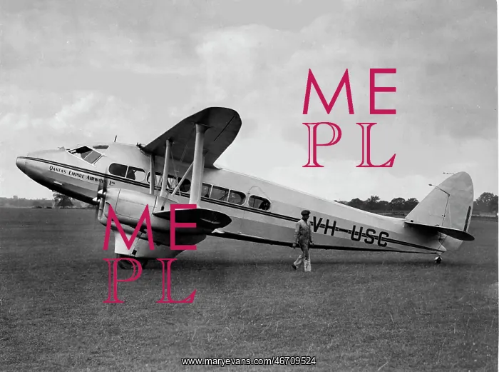 : De Havilland DH86 Dragon Express (side view, (running-u : De Havilland DH86 Dragon Express (side view, (running-u