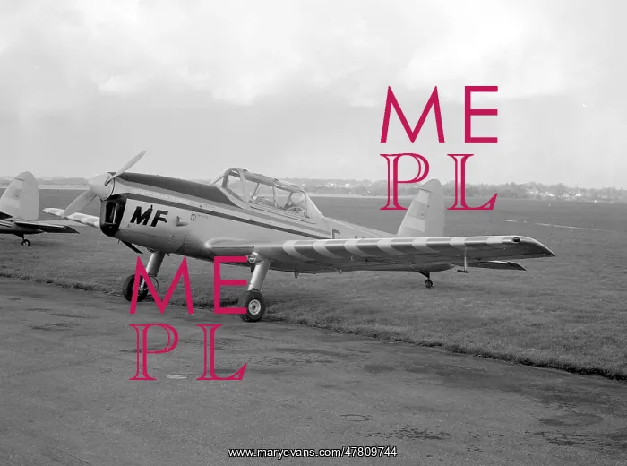 : de Havilland DHC-1 Chipmunk 22 G-ARMF : de Havilland DHC-1 Chipmunk 22 G-ARMF
