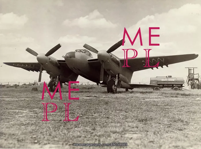 : de Havilland Mosquito FBVI with rocket rails : de Havilland Mosquito FBVI with rocket rails