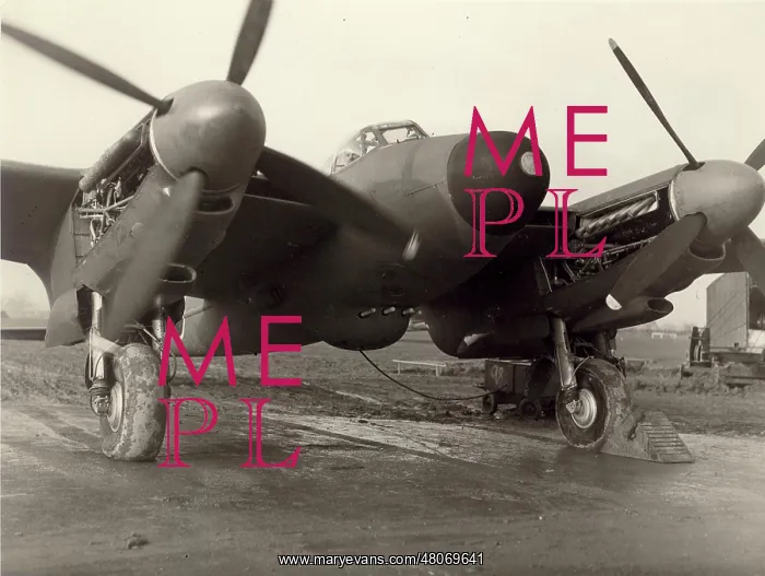 : de Havilland Mosquito NFXV : de Havilland Mosquito NFXV