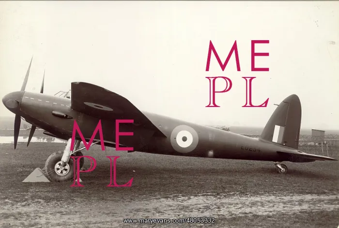 : De Havilland Mosquito prototype W4050 (side view) : De Havilland Mosquito prototype W4050 (side view)