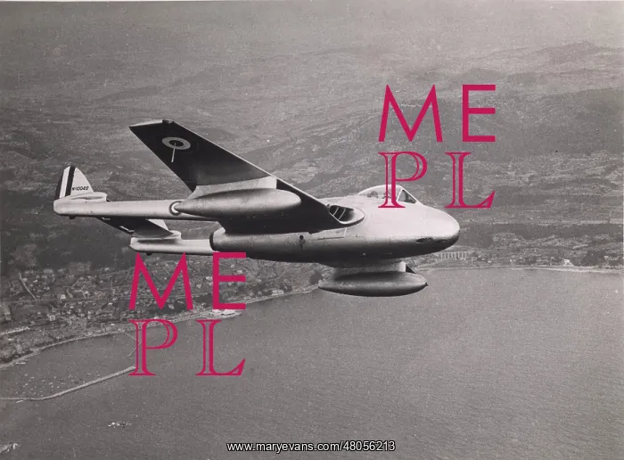 : de Havilland Vampire FB5 10042 : de Havilland Vampire FB5 10042