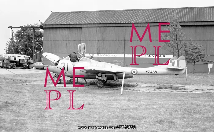 : de Havilland Vampire T.11 WZ458 : de Havilland Vampire T.11 WZ458