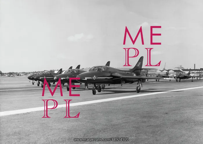  : Hawker Hunter