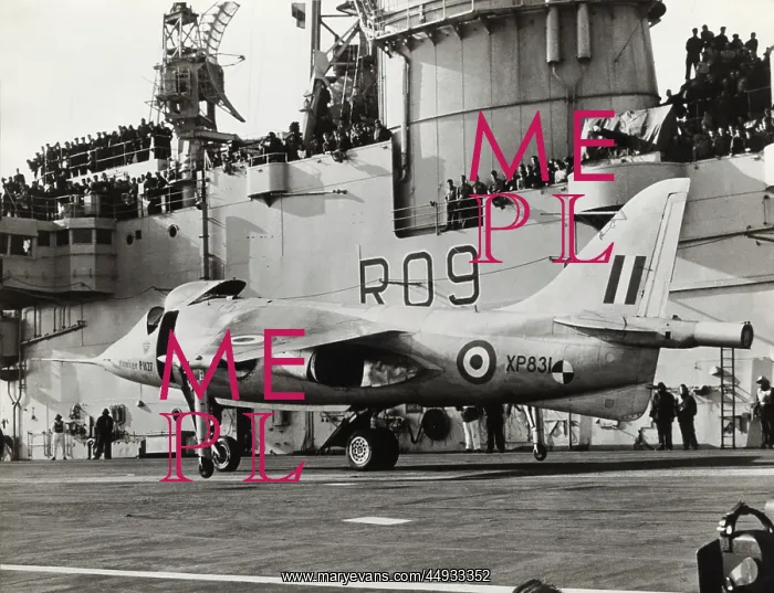 : Hawker P-1127 Kestrel : Hawker P-1127 Kestrel