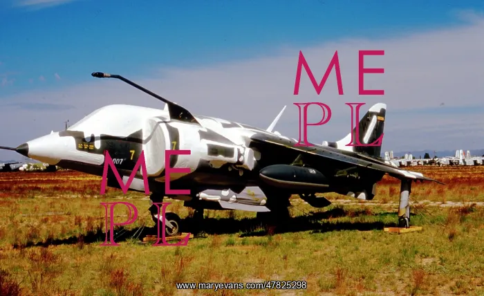 : Hawker Siddeley AV-8C Harrier : Hawker Siddeley AV-8C Harrier