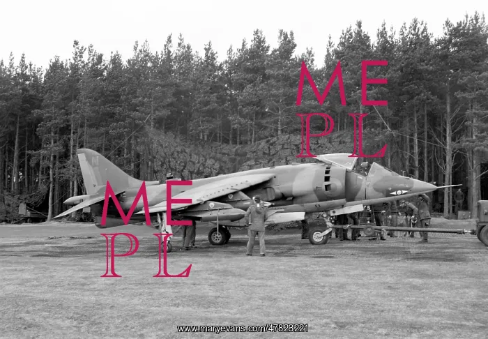 : Hawker Siddeley Harrier GR.1 XV751 : Hawker Siddeley Harrier GR.1 XV751
