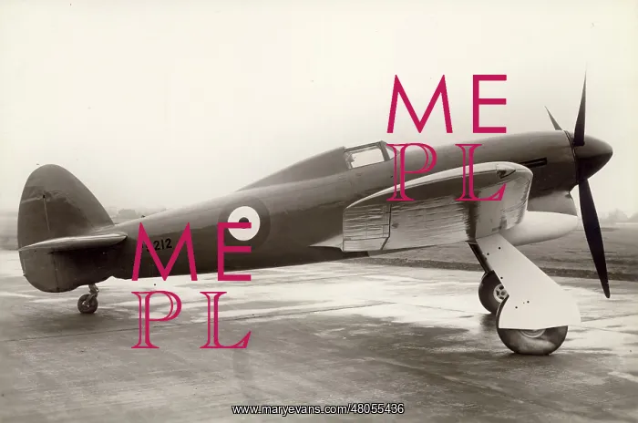 : Hawker Typhoon first prototype P5212 in its original form : Hawker Typhoon first prototype P5212 in its original form