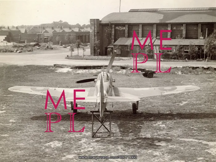 : Hawker Typhoon IB, R7847 : Hawker Typhoon IB, R7847
