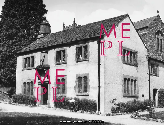  : HAWKSHEAD GRAMMAR SCHOOL