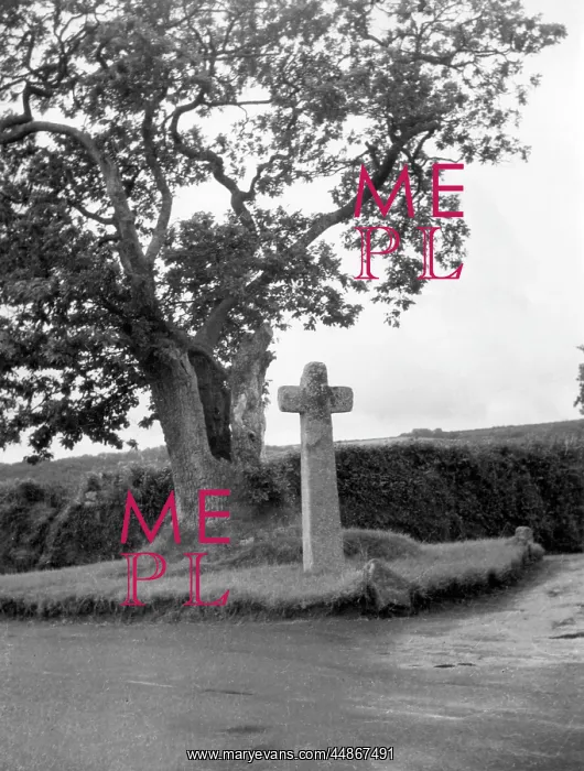 : HAWSON CROSS : HAWSON CROSS