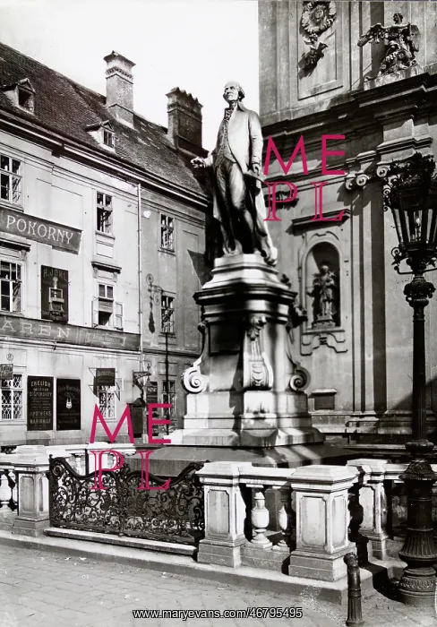 : Haydn memorial in Vienna : Haydn memorial in Vienna