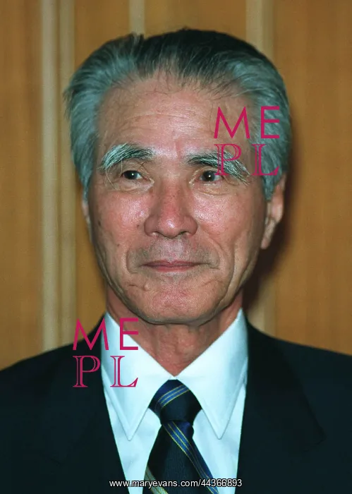  : H.E. Tomiichi Murayama