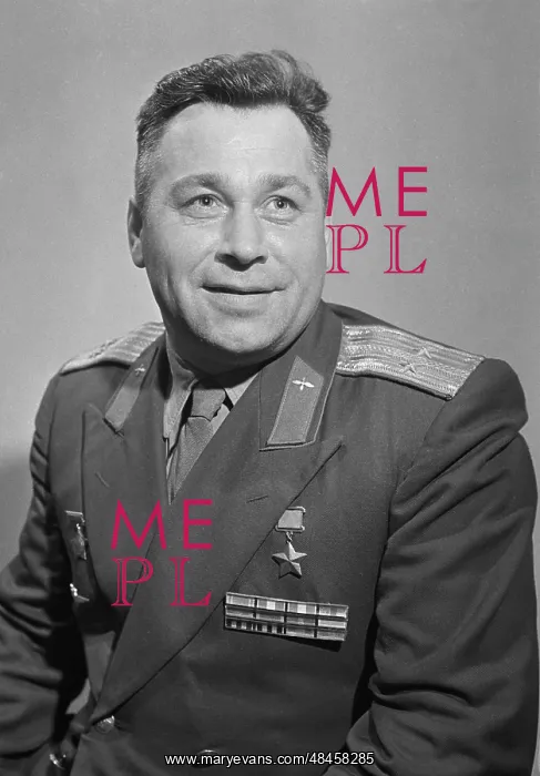 : Head of aeroclub Stepan Yankovsky : Head of aeroclub Stepan Yankovsky