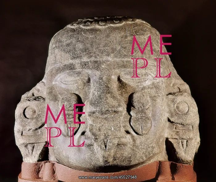 : HEAD OF COYOLXAUHQUI : HEAD OF COYOLXAUHQUI