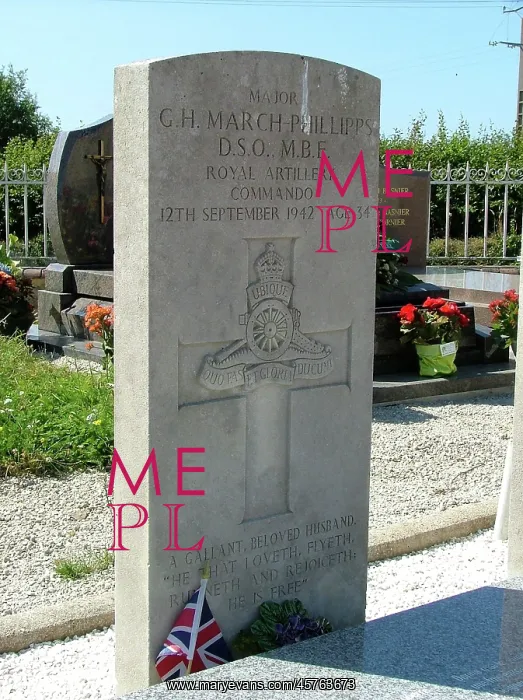 : Headstone Major Gus March-Phillips, St Laurent sur Mer : Headstone Major Gus March-Phillips, St Laurent sur Mer