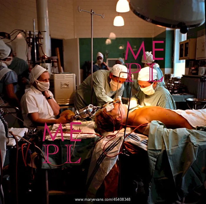: Heart surgery - operating room - surgeons : Heart surgery - operating room - surgeons