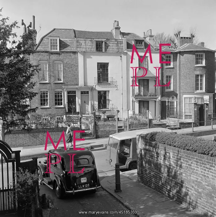 : Heath Street, Hampstead : Heath Street, Hampstead