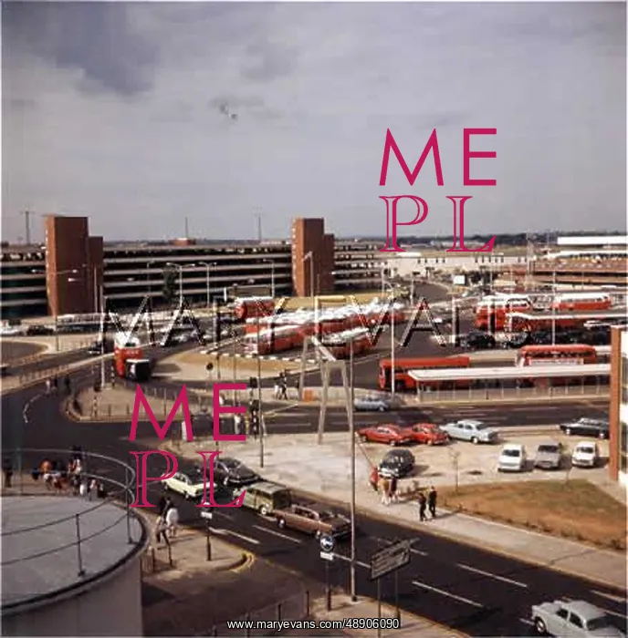 : HEATHROW AIRPORT 1971 : HEATHROW AIRPORT 1971