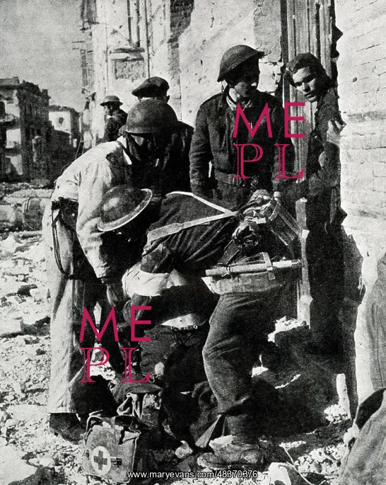 : Heavy fighting in Cassino, Italy, WW2 : Heavy fighting in Cassino, Italy, WW2
