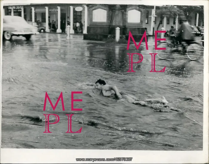: Heavy Flooding in Rhodesia : Heavy Flooding in Rhodesia