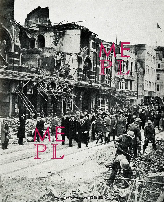 : Heavy night attack on Southampton, WW2 : Heavy night attack on Southampton, WW2